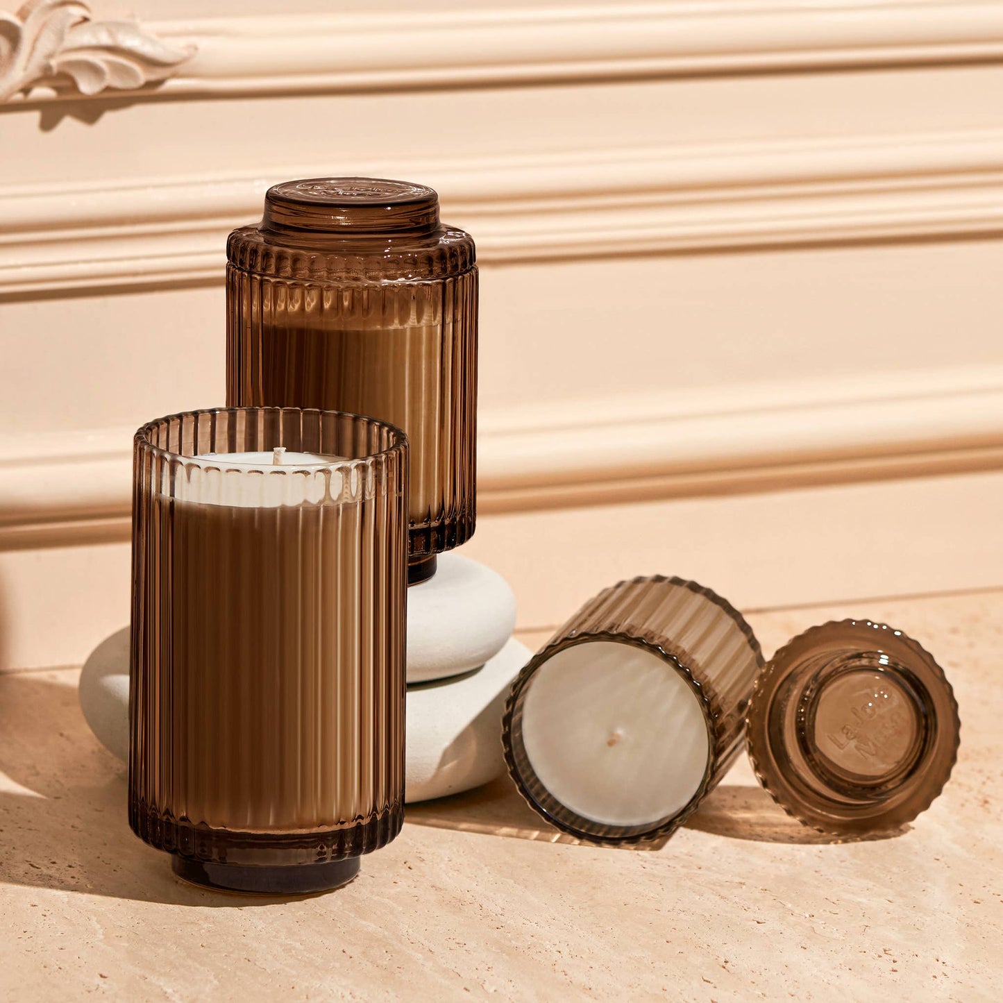 Amélie - Saffron & Oud 19oz Candle
