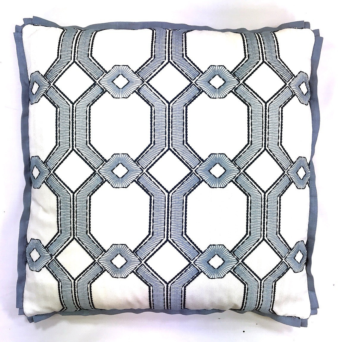 Avignon Delft 22 x 22 Pillow