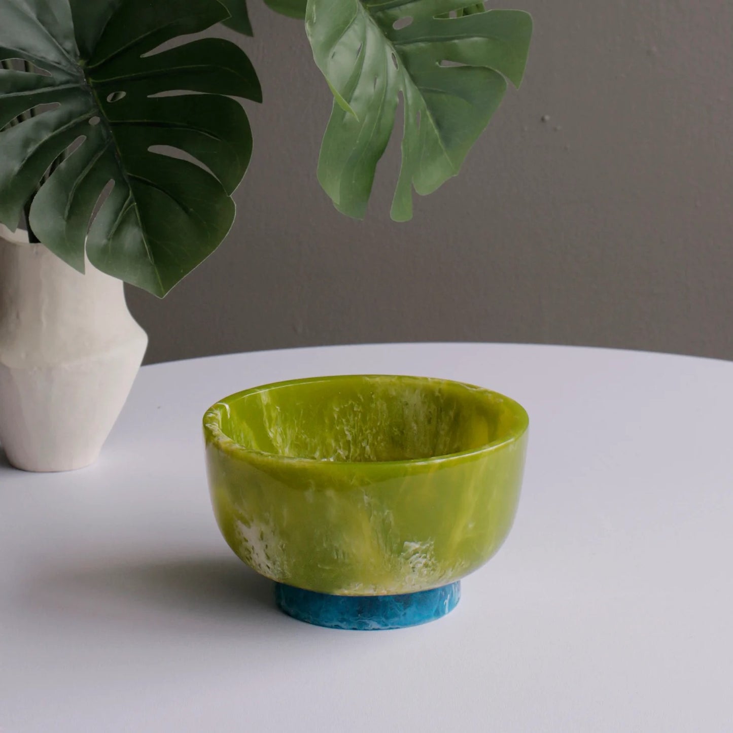 RESIN Rio Small Bowl with Base (Green and Blue)