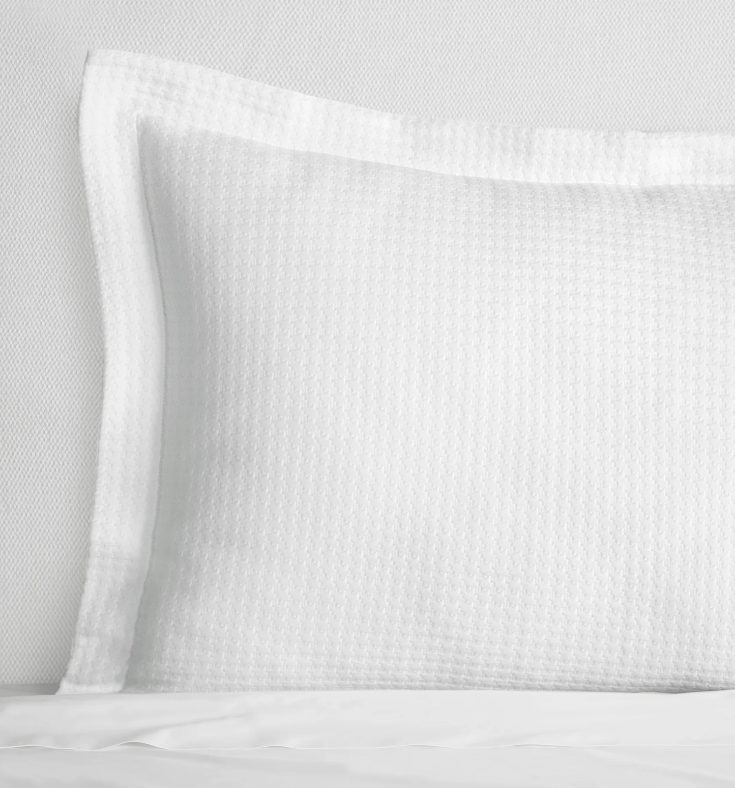 Sferra Hatteras Euro Sham - White