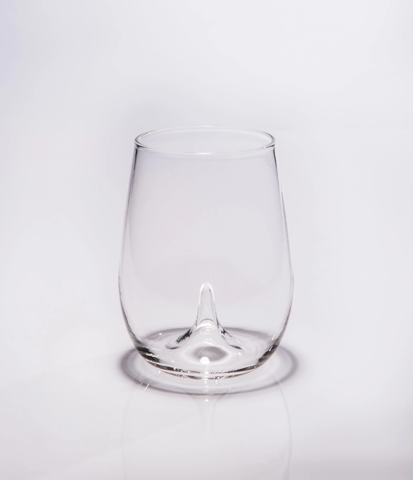 On Point - Wine Glass - Smoke