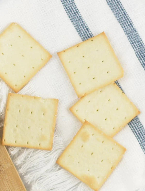 Olive Oil & Sea Salt Dipping Cracker