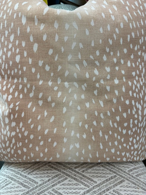 04242 Blush - 24" Pillow