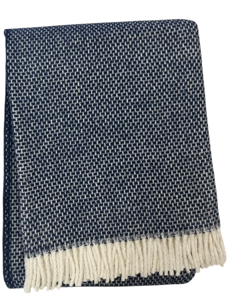 Grain of Rice Throw/ Navy Hilton Head-Bluffton