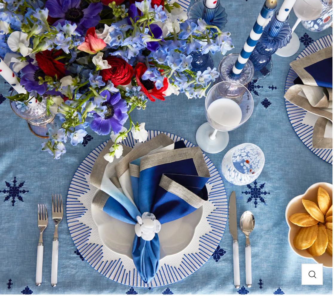 Dream Weaver Placemat in White & Blue