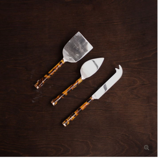 VIDA Tortoise and Gold Stainless Steel Cheese Spreaders