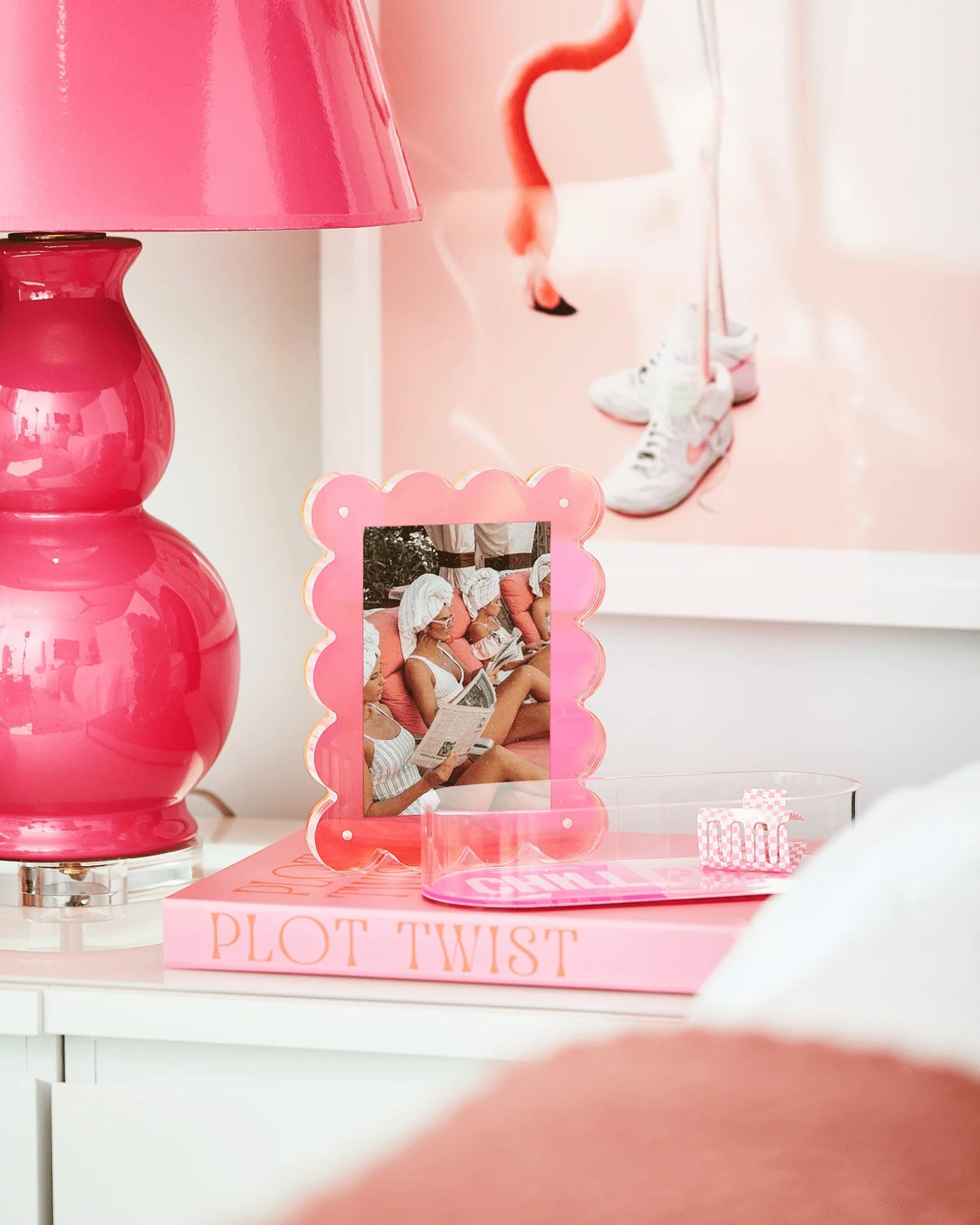 Acrylic Picture Frame / Neon Pink