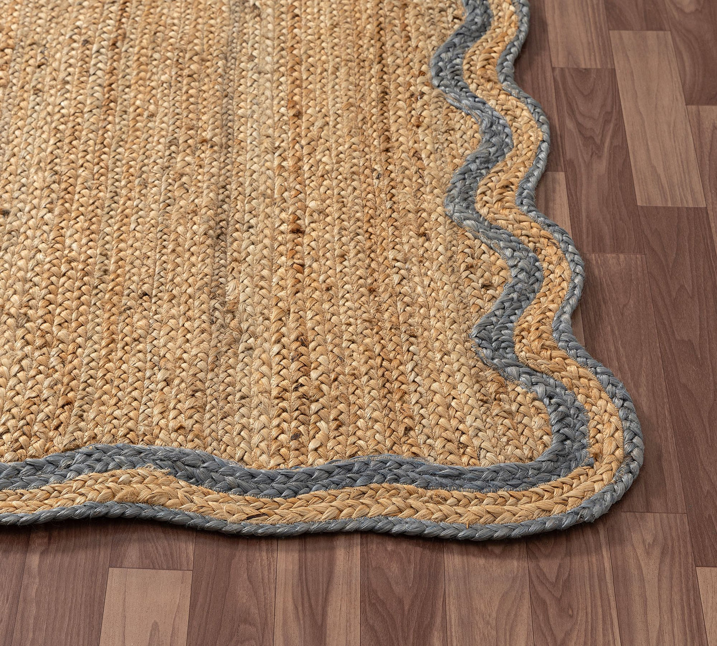 Olivya Jute Scallop Rug Natural/Denim Blue