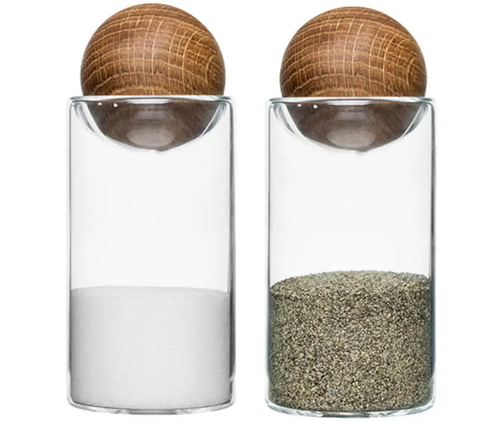 Oak Salt & Pepper Shaker Set