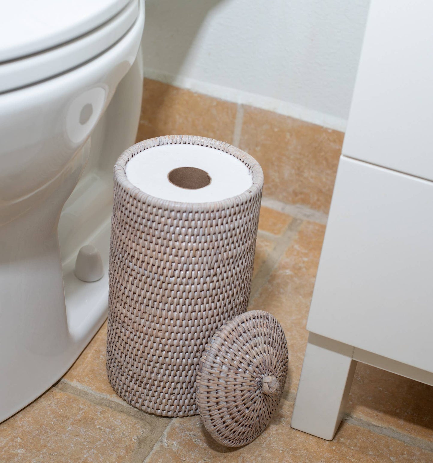 Artifacts Rattan™ Double Toilet Roll Holder: Tudor Black
