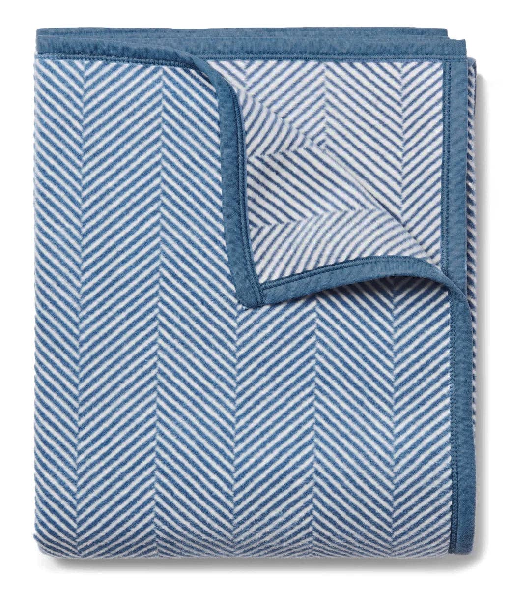 Harborview Herringbone Cornflower Blanket: Family-Size