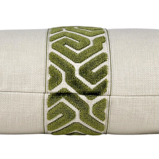 Lennon Lemongrass/Sand - Lumbar Throw Pillow w Green Trim: Lemongrass/Sand / 14x20"