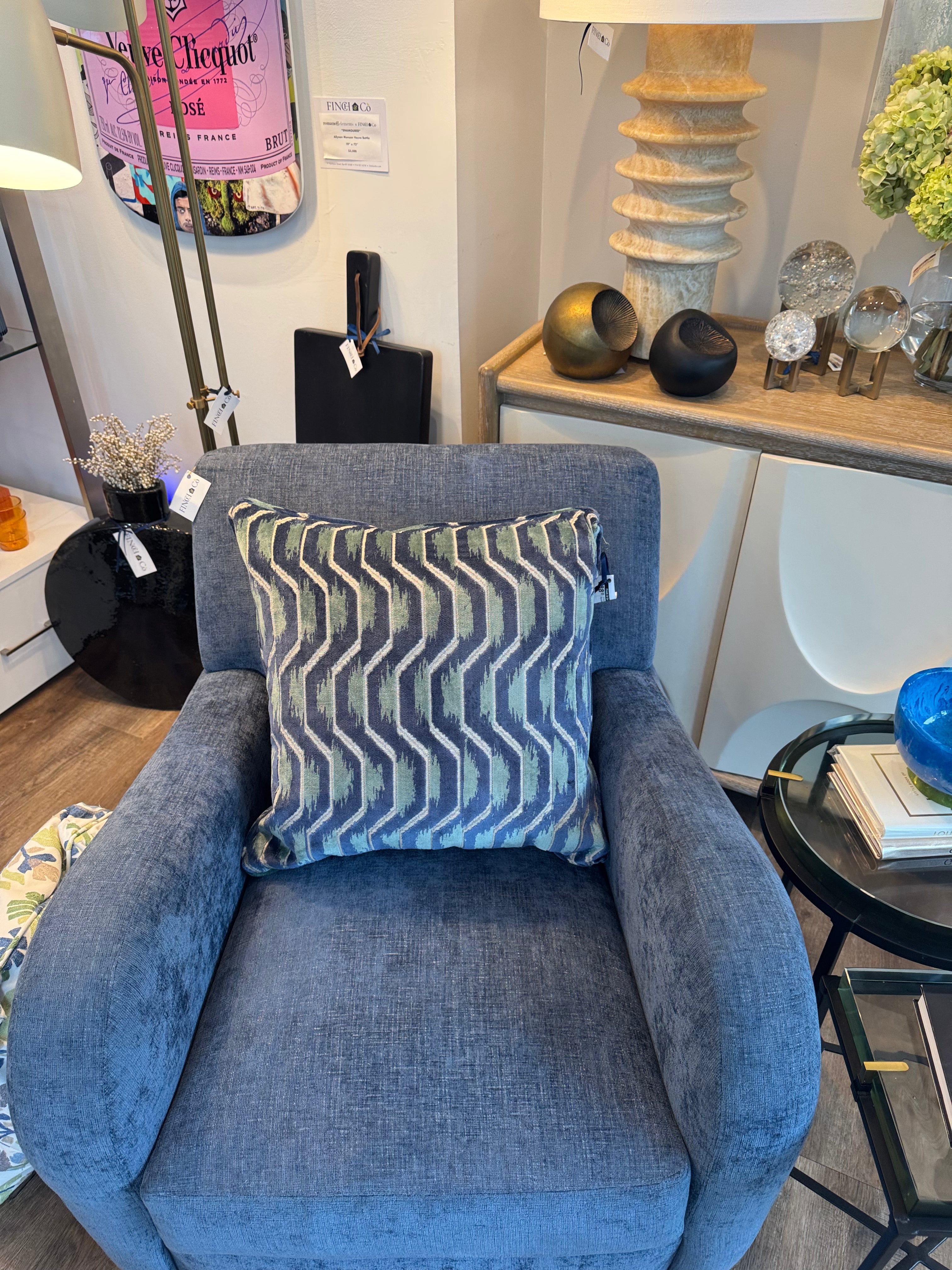 TP20 - Formations Aquamarine Pillow