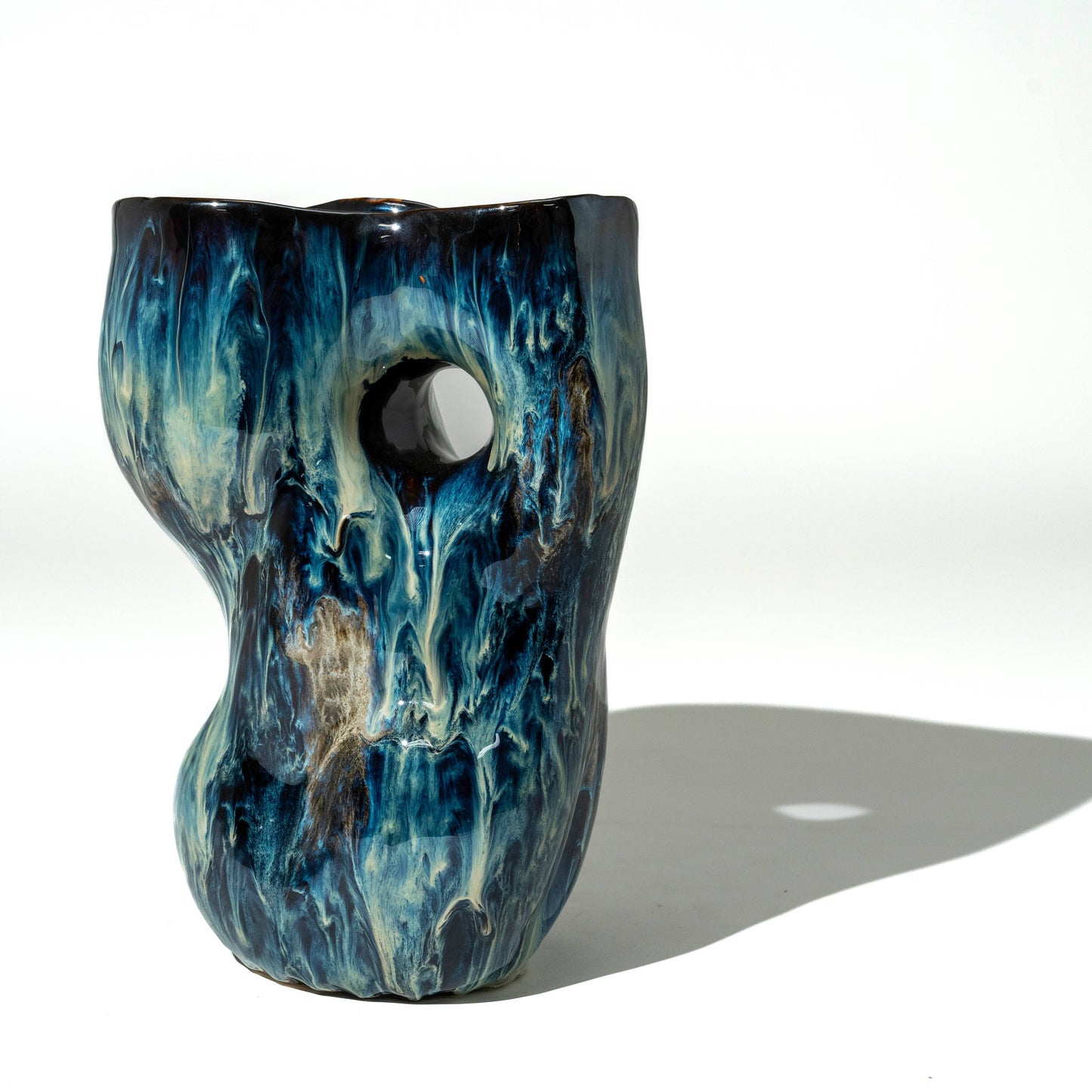 Navari Vase