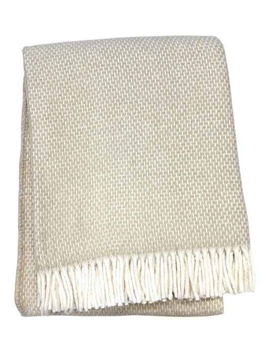 Grain of Rice Throw, 4" Diamond Monogram