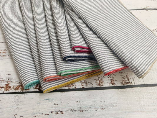 Grey Seersucker Cloth Napkins with Colorful Edges, set of 8: 20inch dinner