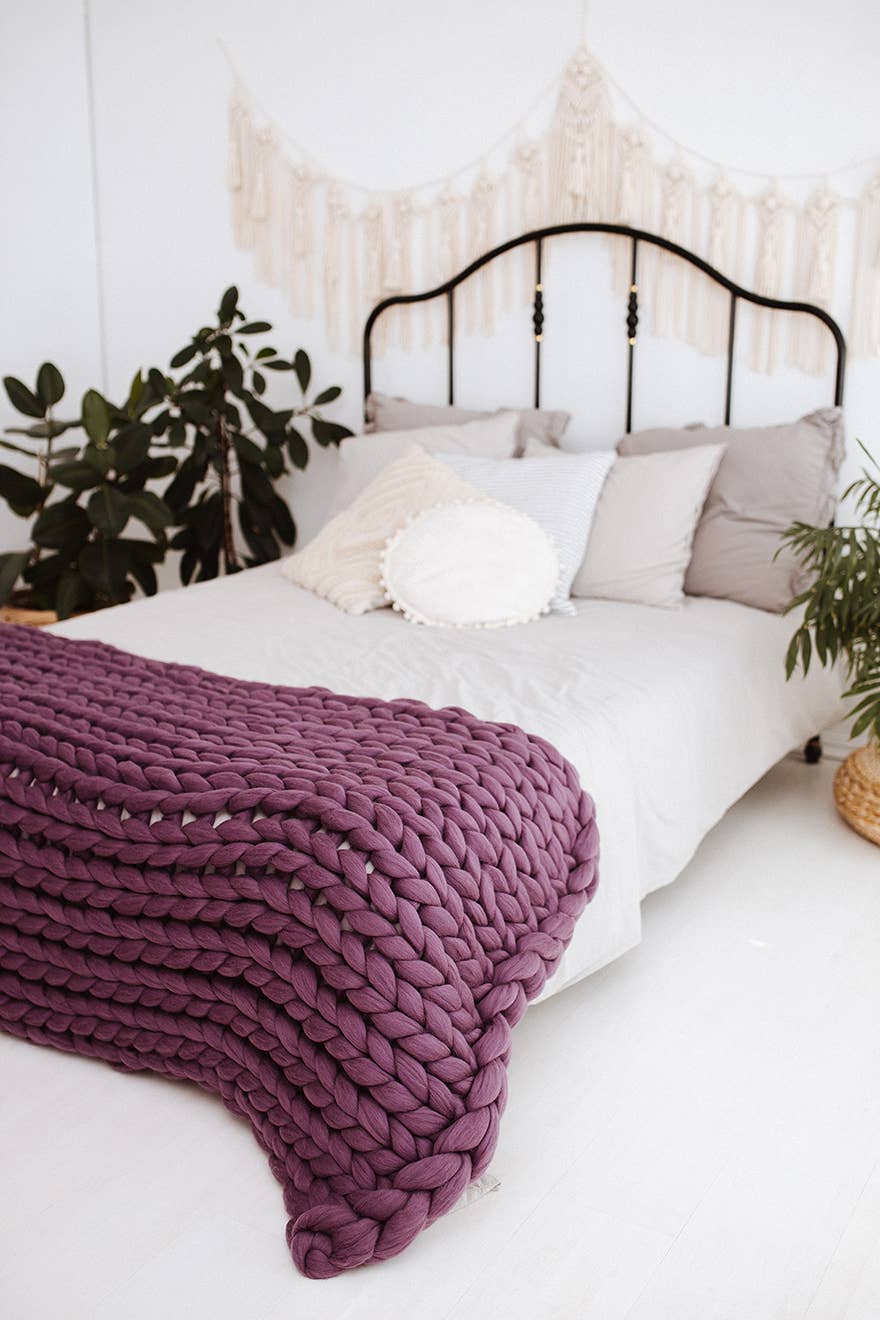 Chunky Knit Blanket, Giant Blanket, 100% Wool Blanket: Dark grey / 30x50 inches