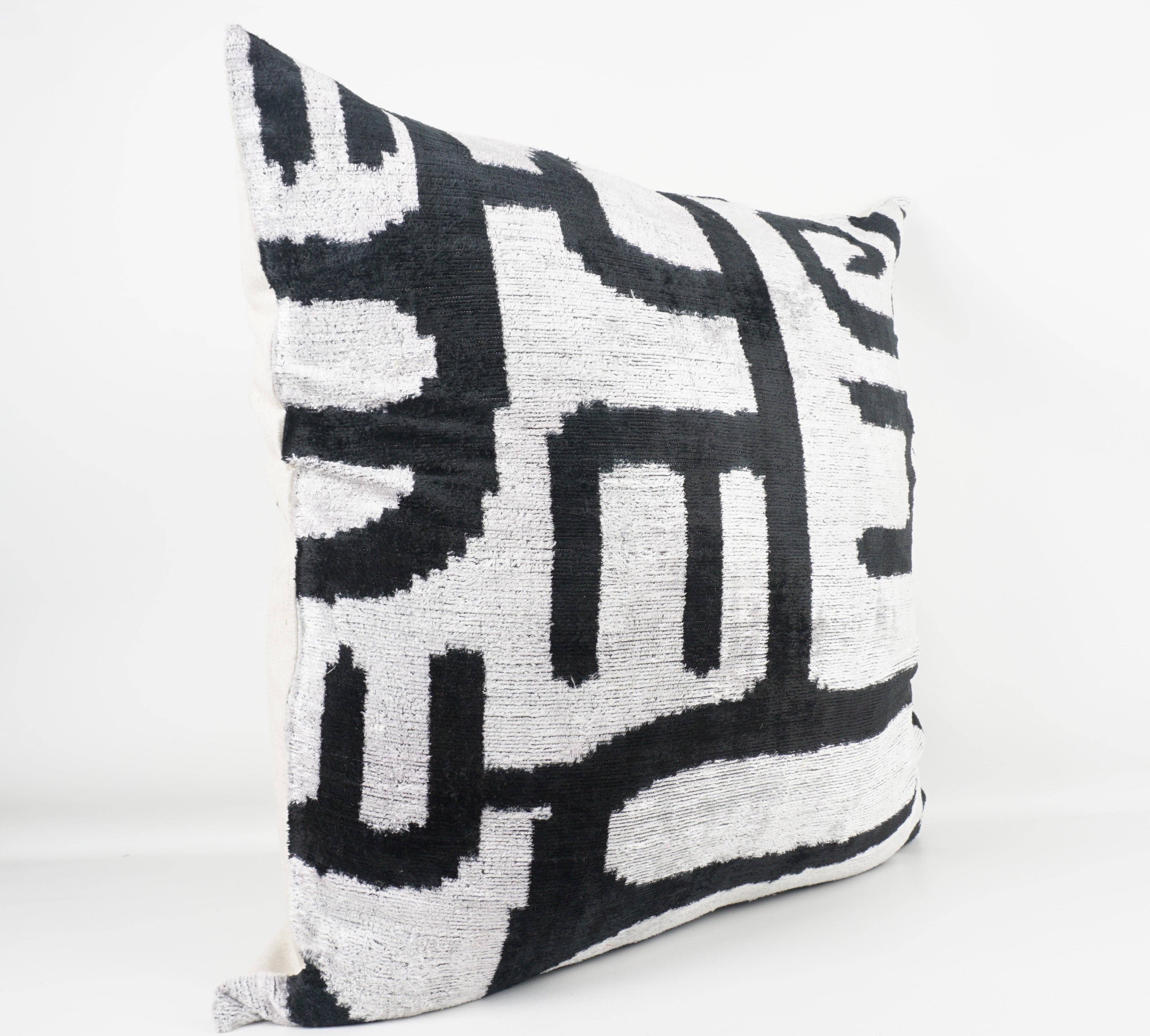 Black & White Ikat Silk Pillow - Thumbnail 3