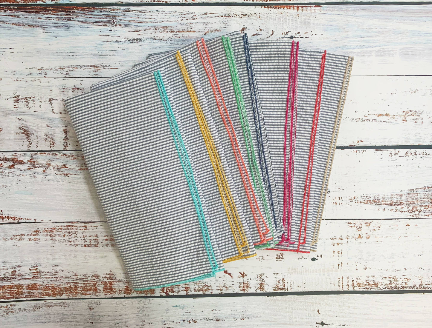 Grey Seersucker Cloth Napkins with Colorful Edges, set of 8: 20inch dinner