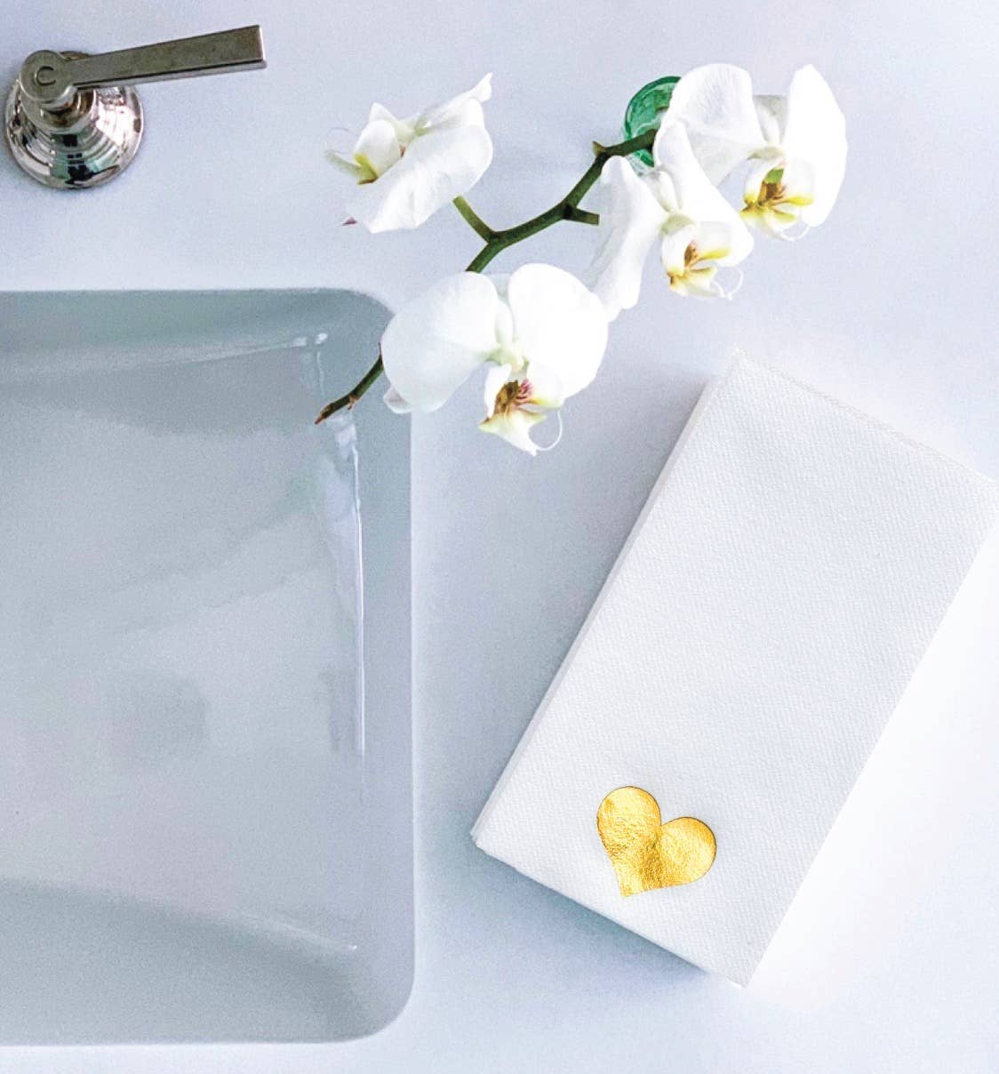 Cloth-Like Disposable Guest Towels: USE ME FRENCH BLUE