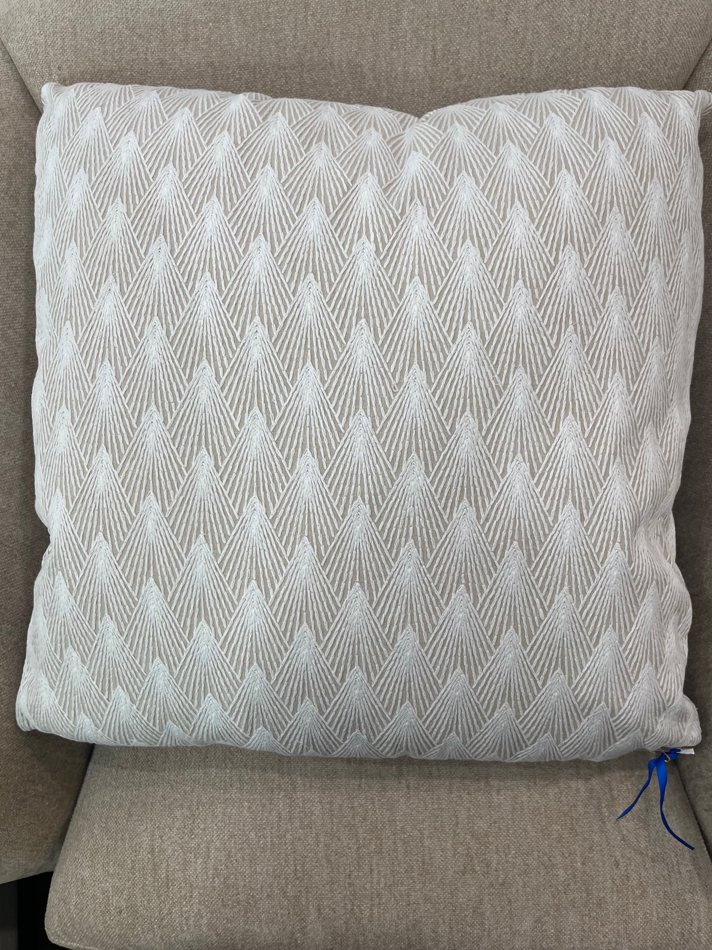 Starstruck Optic Pillow 22" x 22"