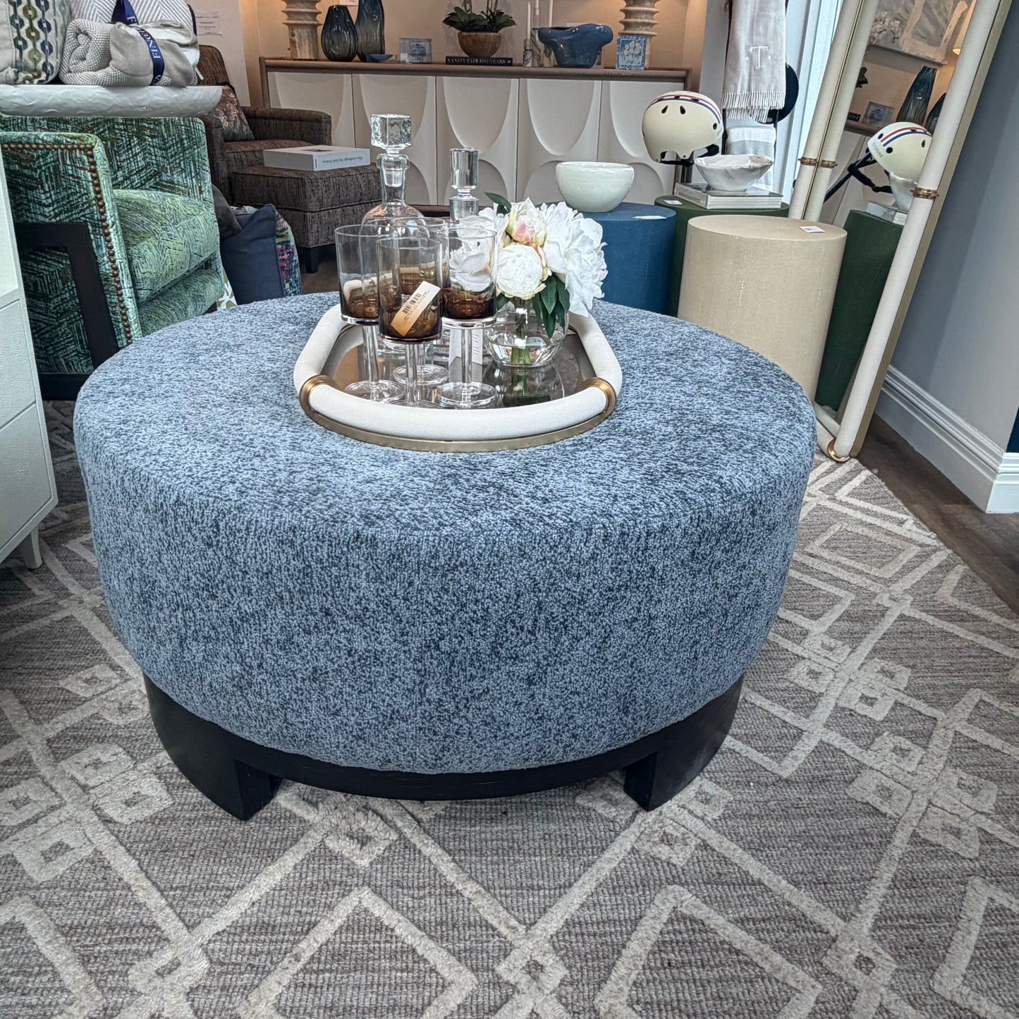 9016-00 Lee Ottoman