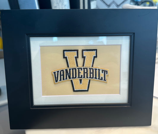 Vintage Vanderbilt U Patch / Large