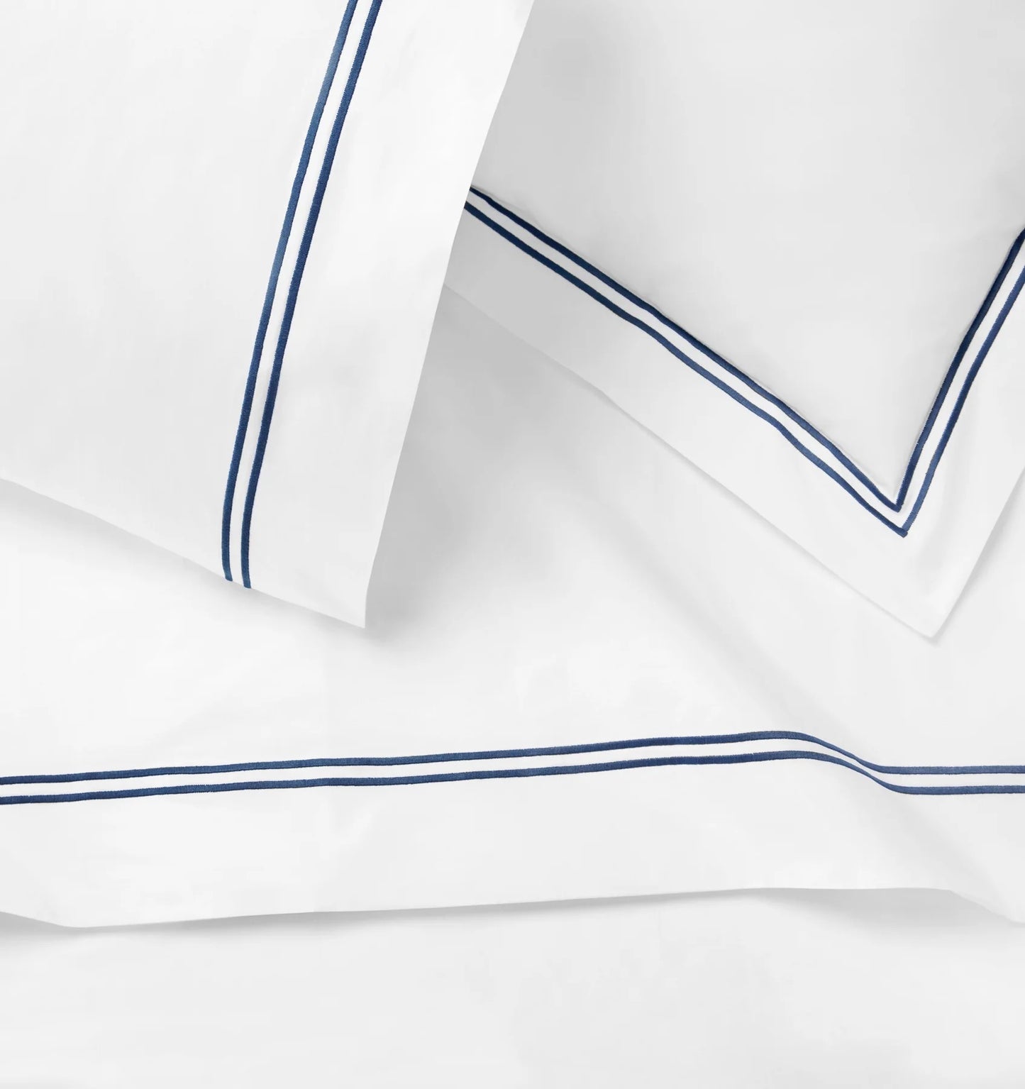 Grande Hotel - Full/Queen Flat Sheet 96x114 - White/Navy