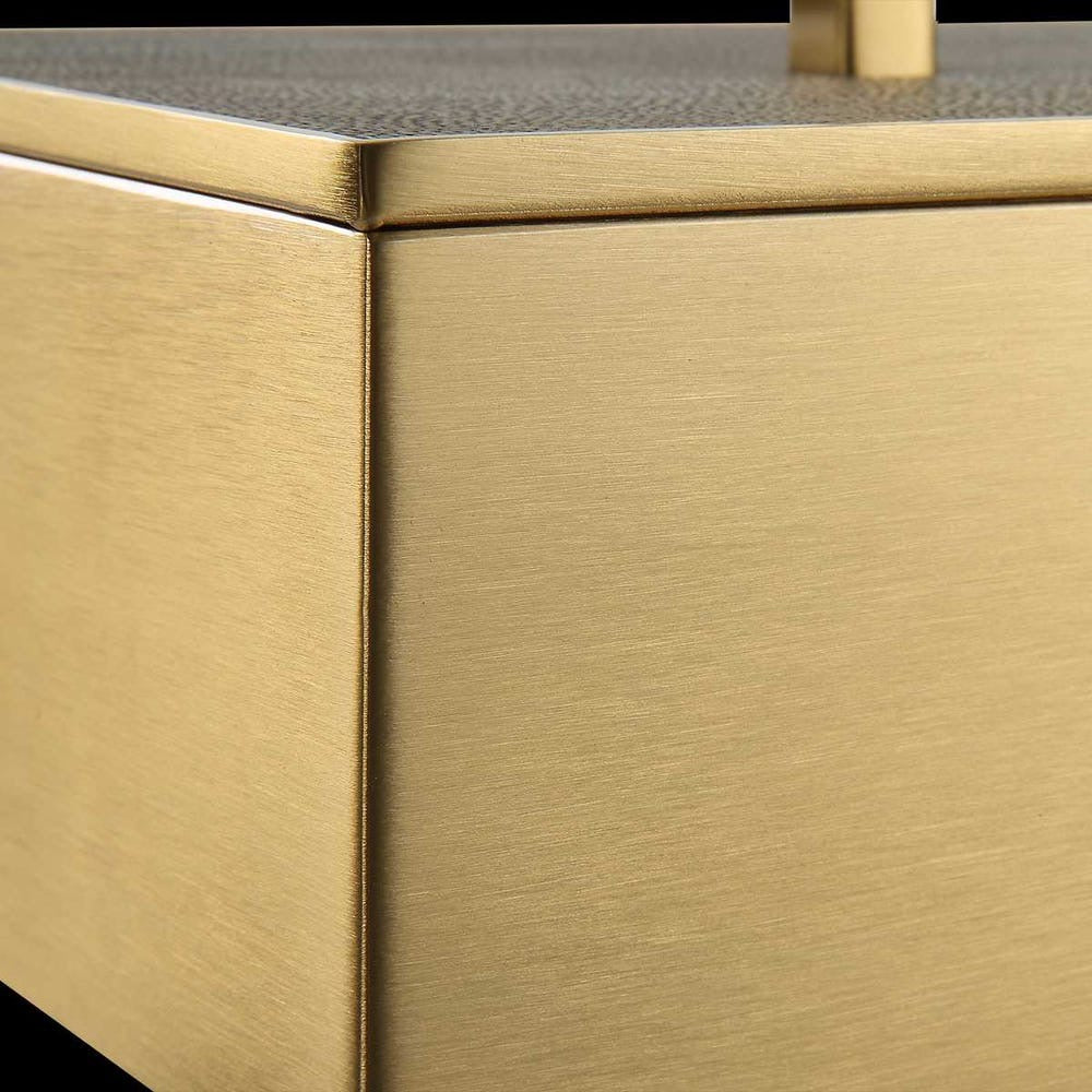 Wessex Box, Gray
