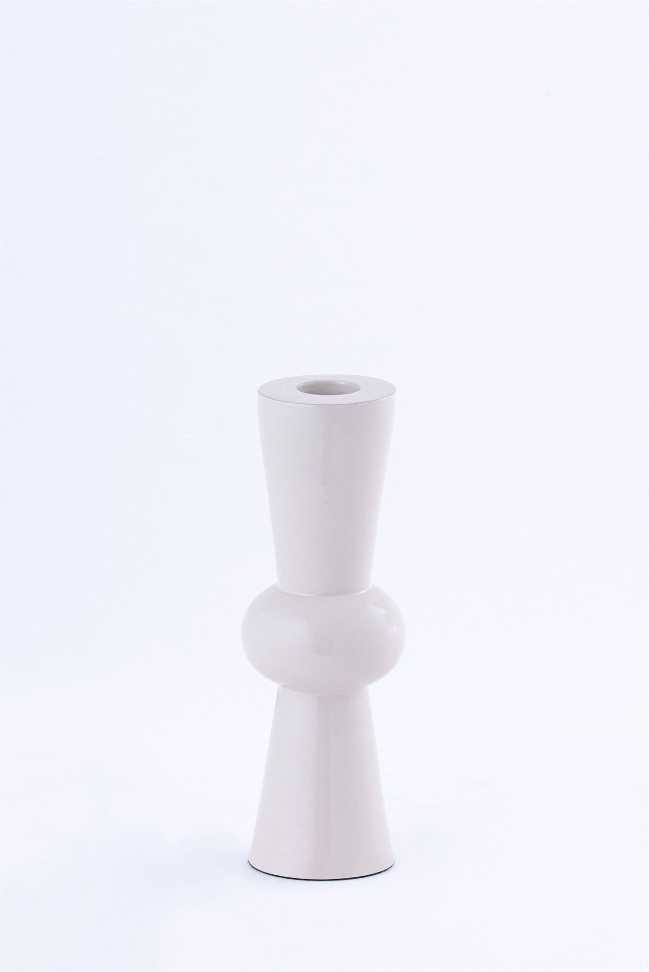 WHITE ALUMINIUM CANDLE HOLDER MEDIUM - WHITE