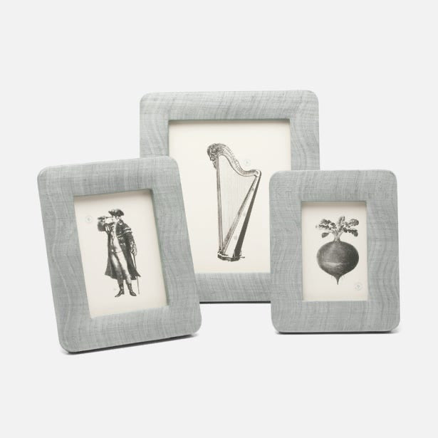 Halle Bullet Gray Silken Abaca 4" x 6" Frame