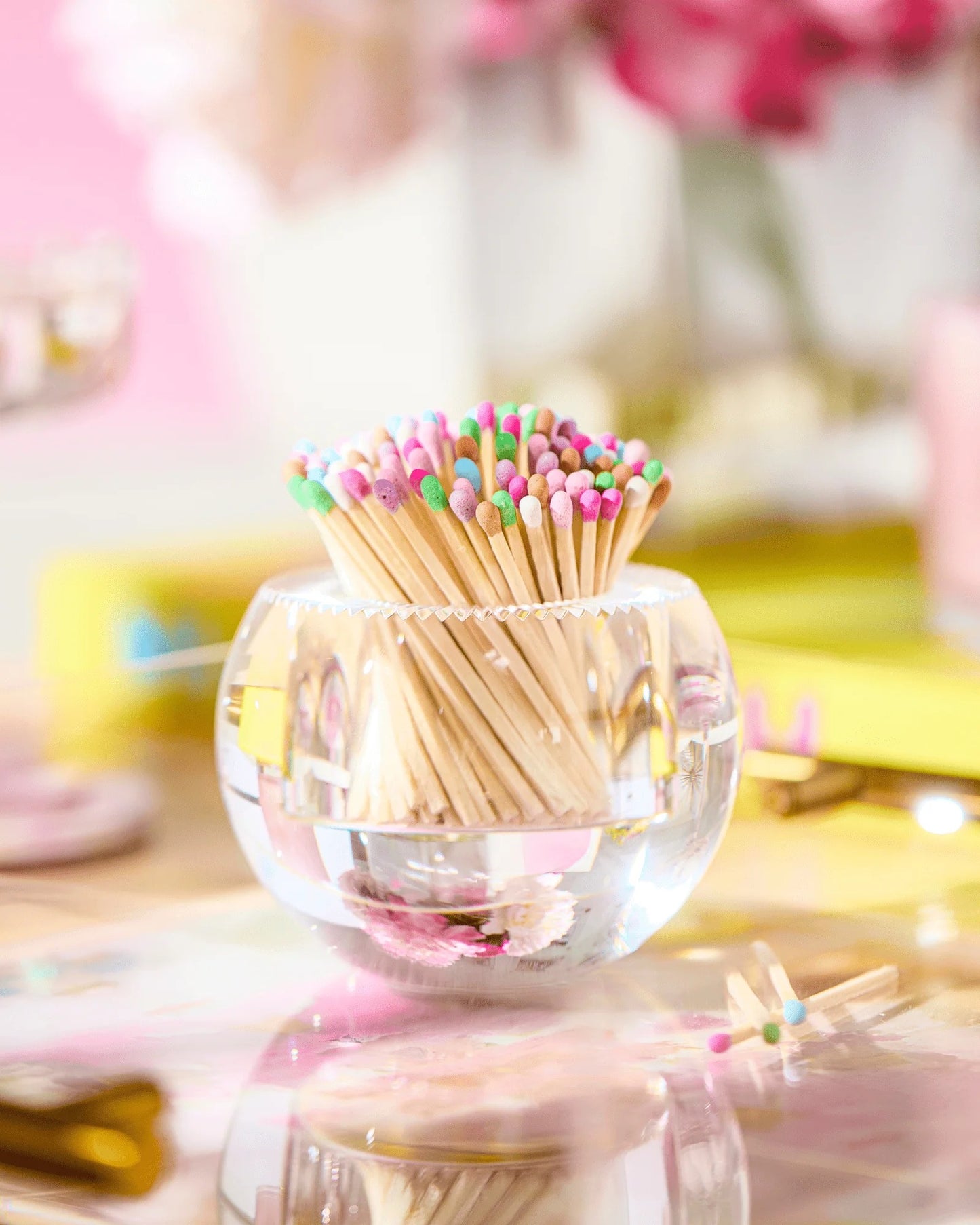 Round Match Striker - Confetti Matches