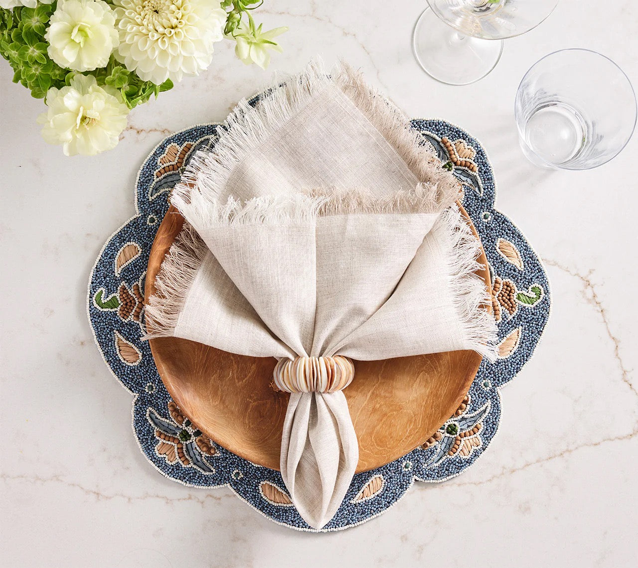 Shell Arc Napkin Ring in Natural & Ivory, Set of 4