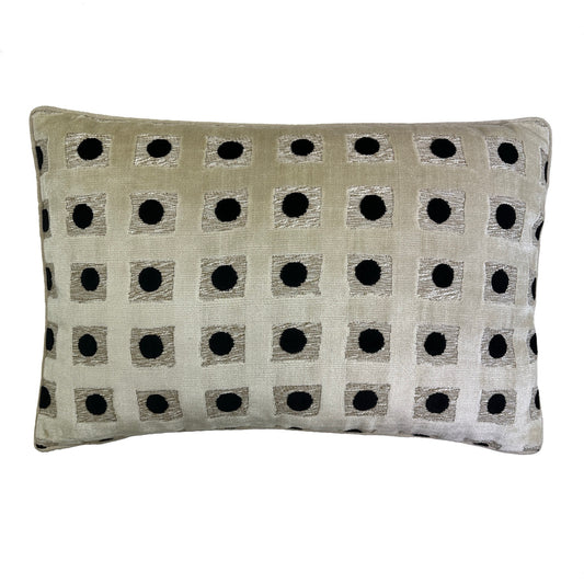Domino Onyx 14 x 21 Pillow