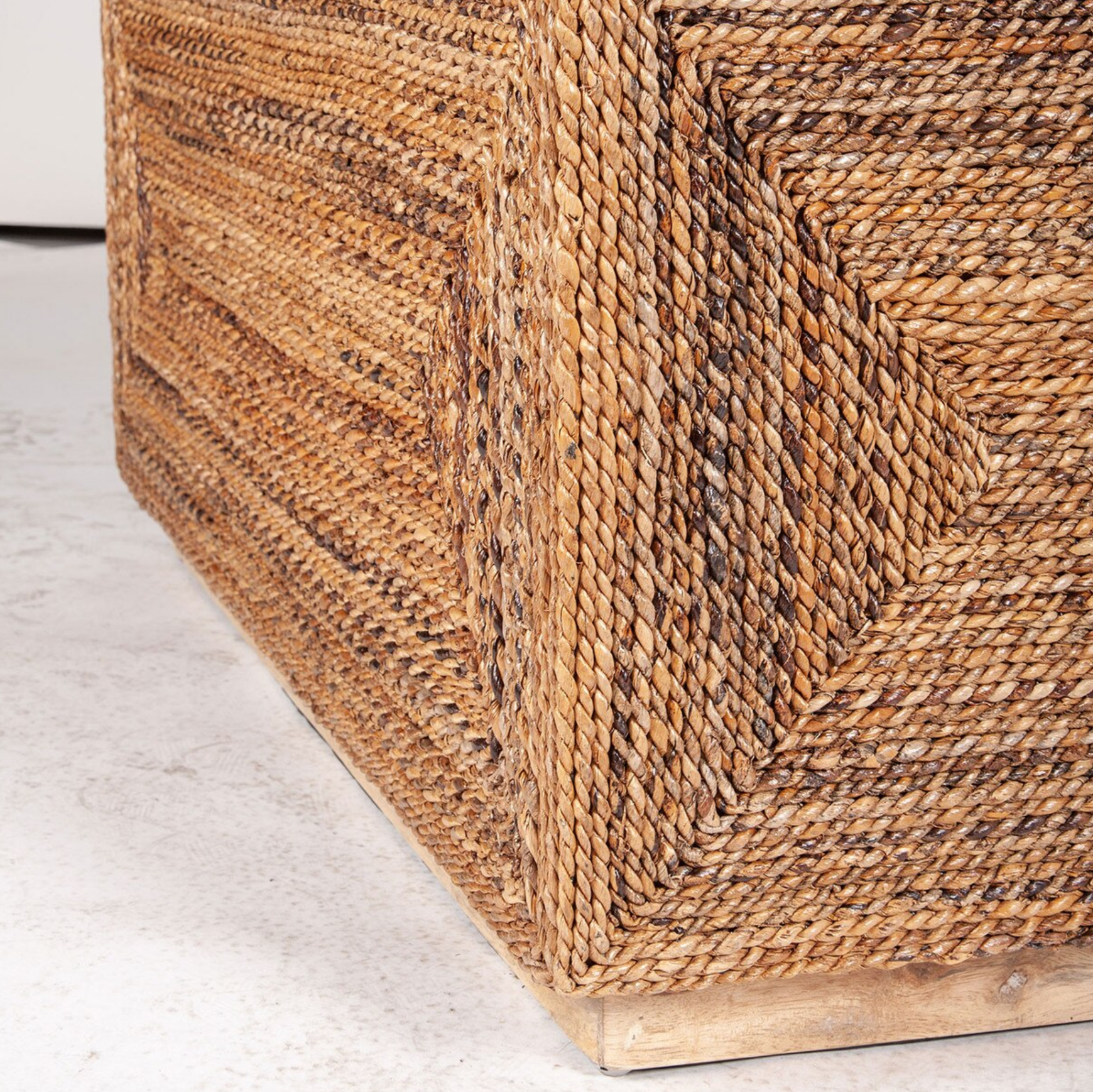 Soren Braided Seagrass Coffee Table - Thumbnail 3