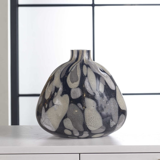 Pebble Vase / Small
