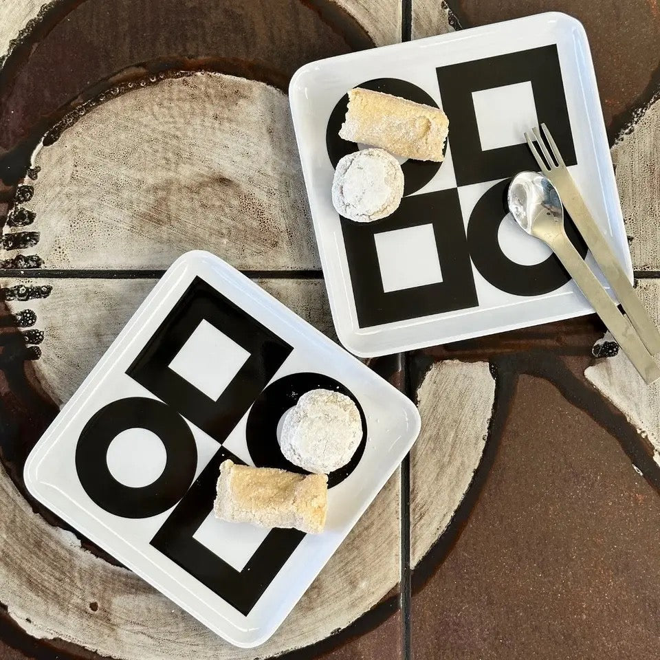 Modernista B&W Appetizer Plates, Set of 4