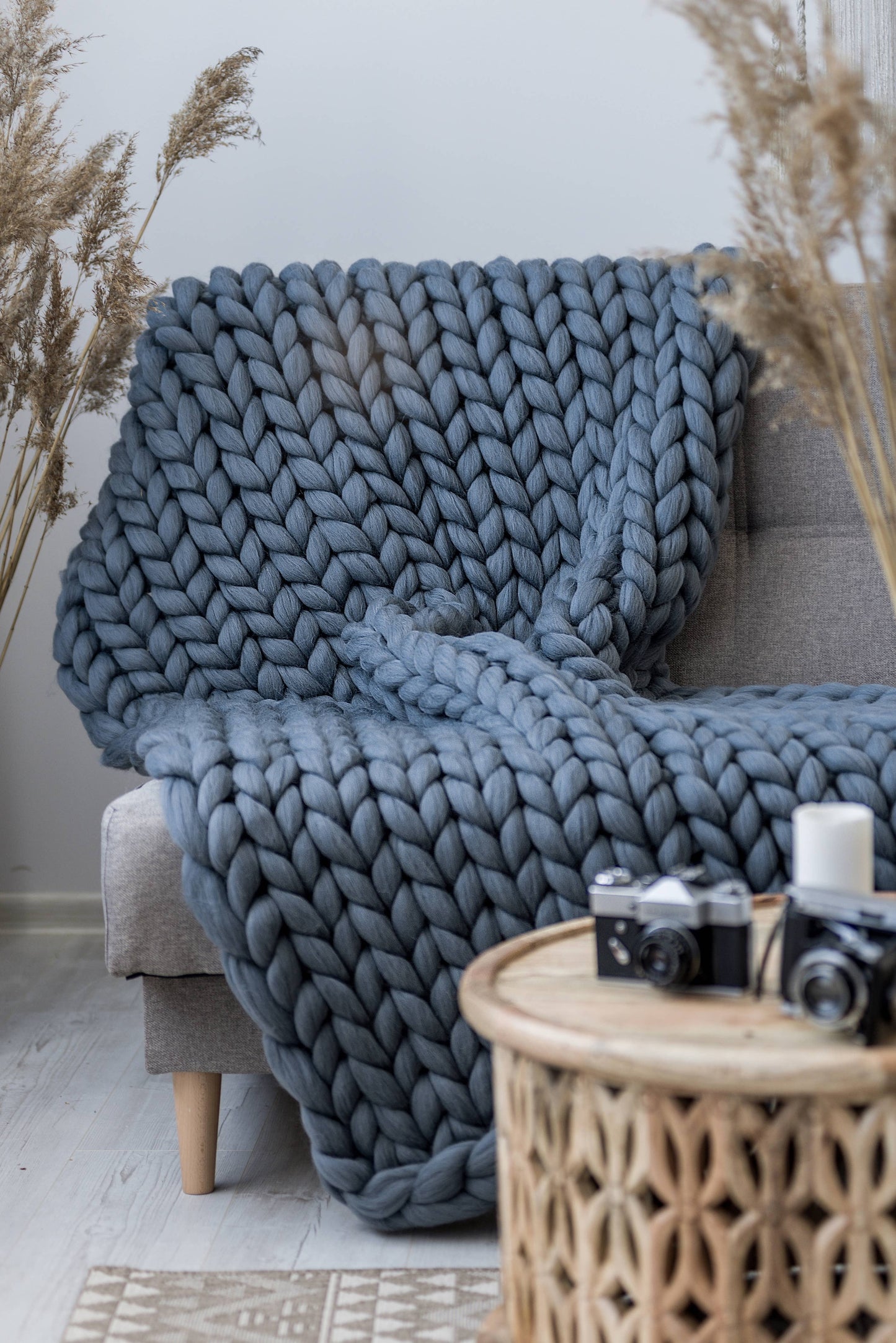 Chunky Knit Blanket, Giant Blanket, 100% Wool Blanket: Dark grey / 30x50 inches