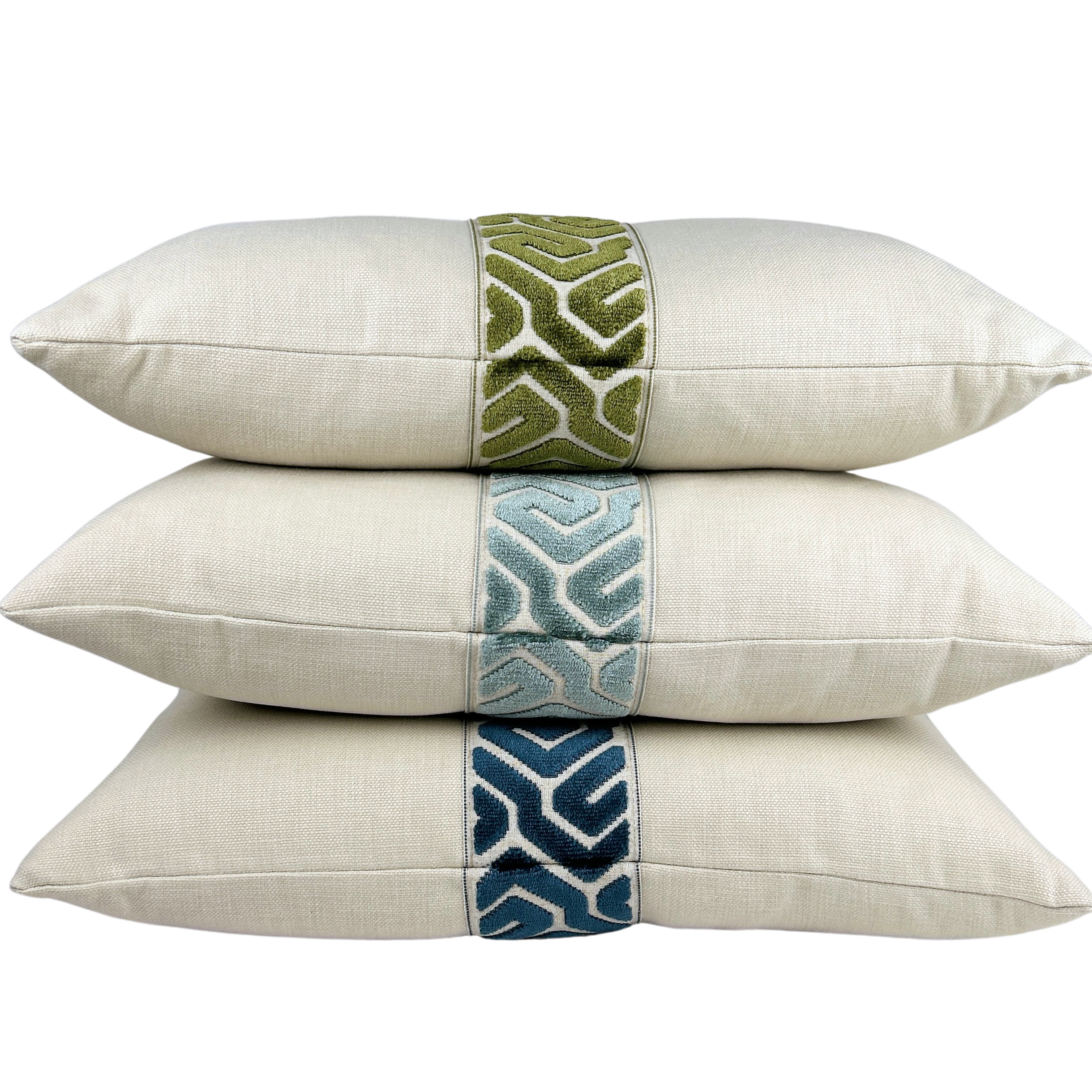 Lennon Lumbar Throw Pillow w Green Trim - Thumbnail 2