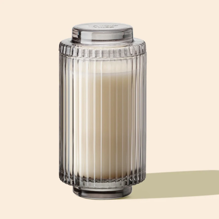 Amelie - Linen Cotton Oasis 19 oz Candle