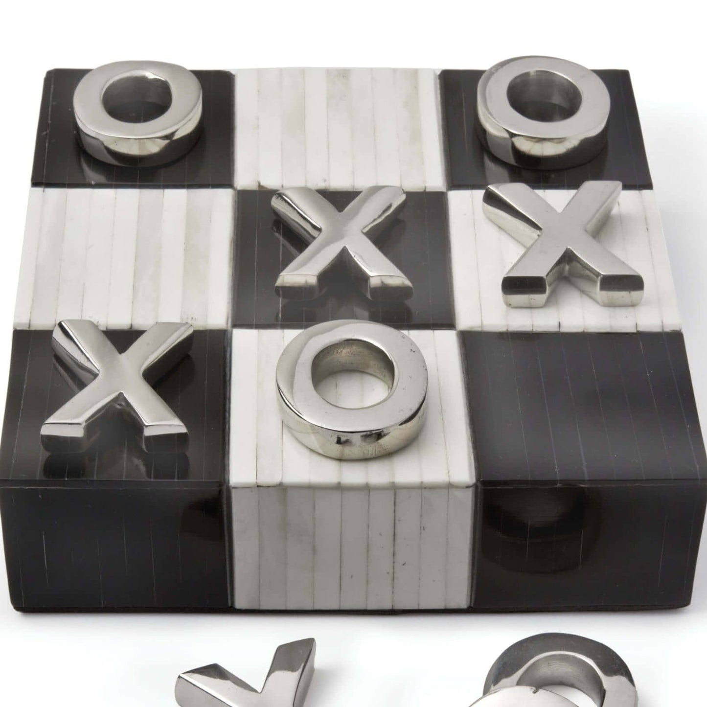 Tic Tac Toe Flat Board with Nickel Pieces