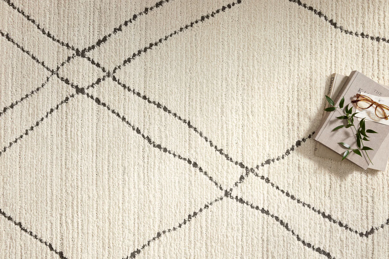 FAB-02 Ivory / Charcoal Rug,7'10 x 10'
