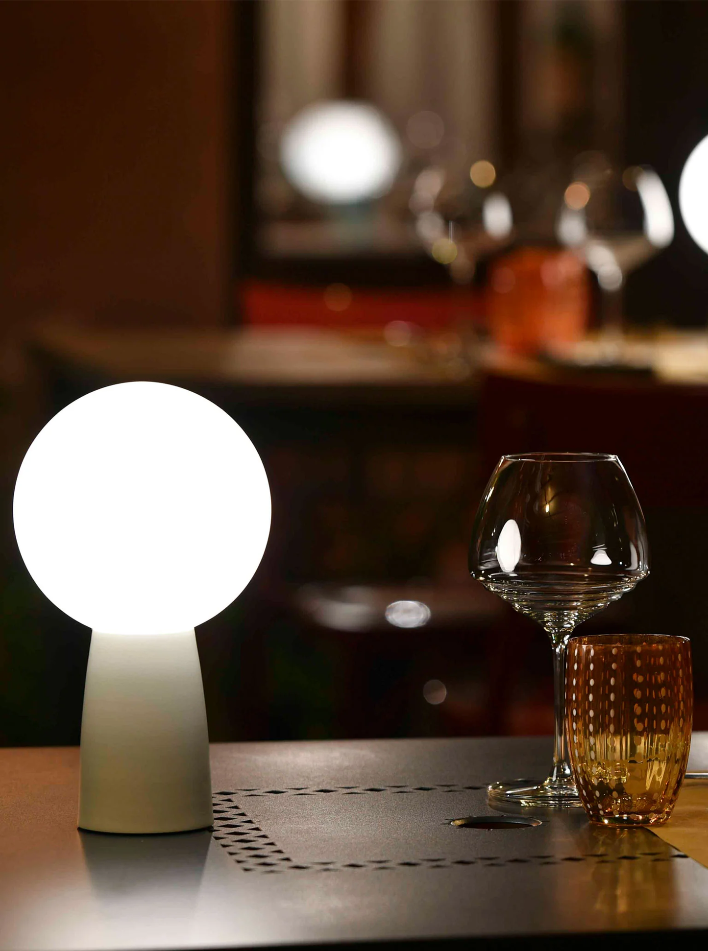 Olimpia Cordless Lamp, White