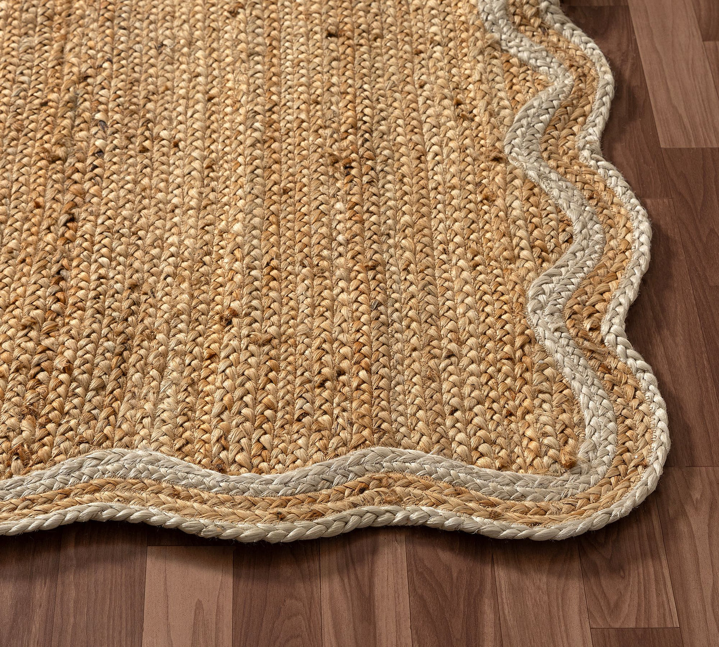 Olivya Jute Scallop Rug Natural/Ivory