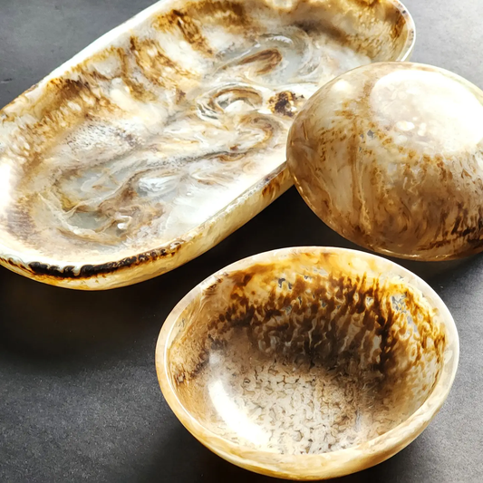 Small Serving Tray with Two Bowls/Tiger Resin