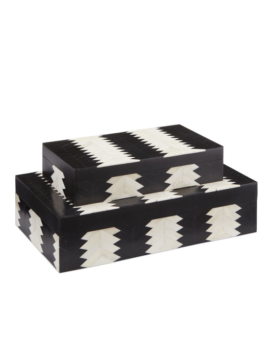 Arrow Black & White Box Set of 2