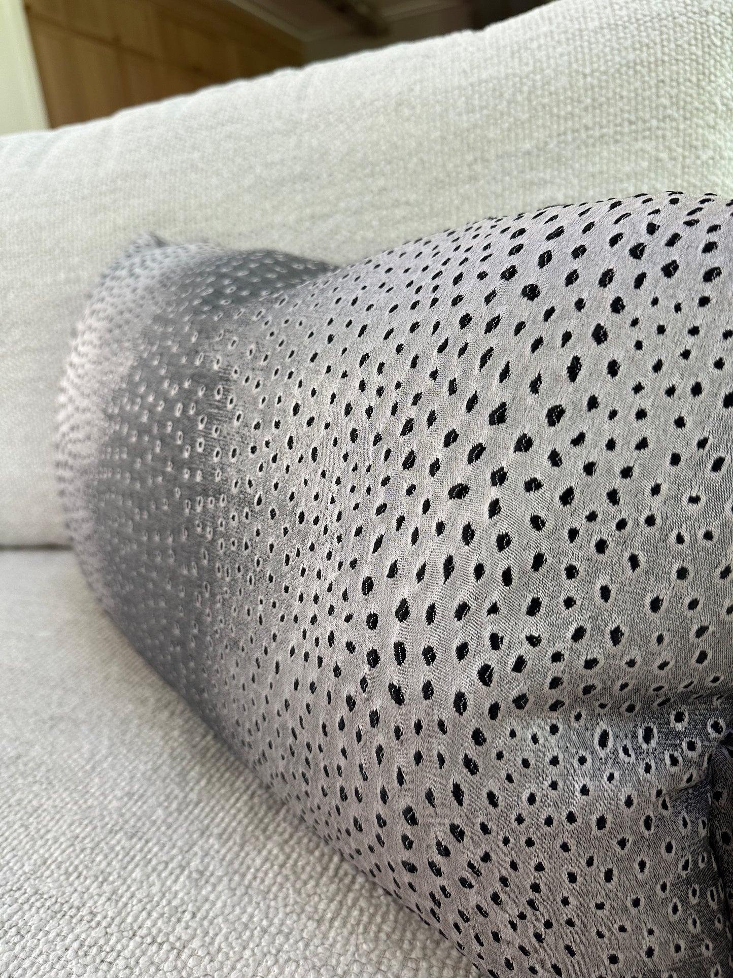 Lounge Lizard Onyx Lumbar Pillow