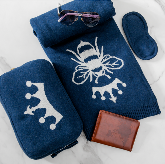 Queen Bee Travel Blanket Set (Navy/Vanilla)