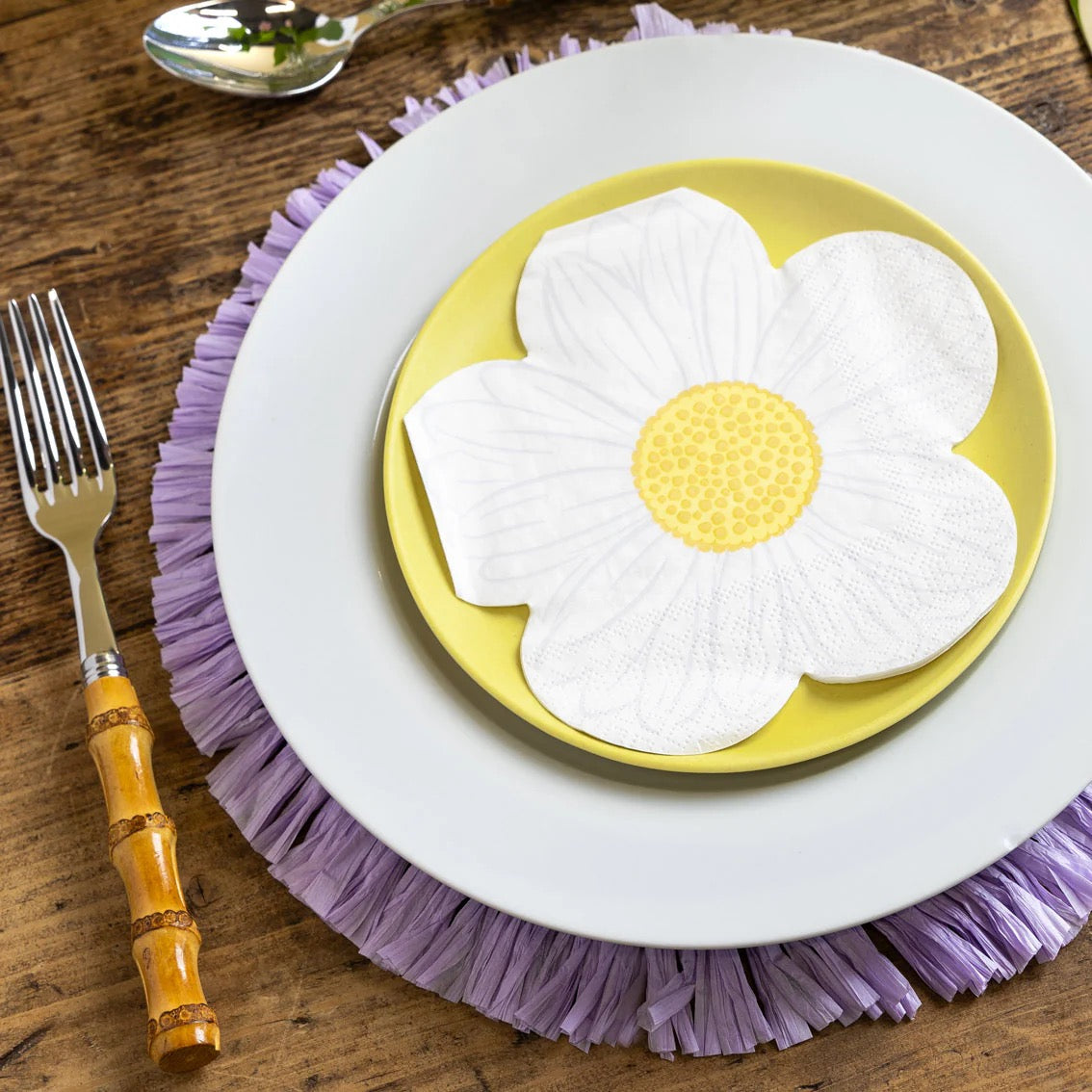 Shaped Mellow Daisy Floral Napkins