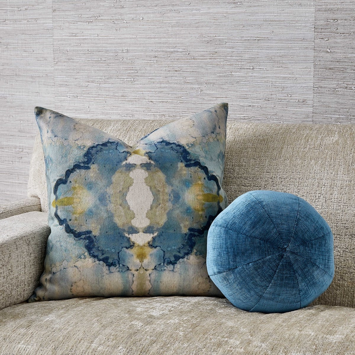 Spectrum Pillow - Blue
